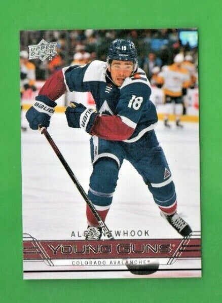 2021-22 Upper Deck Extended 2006-07 Retro Young Guns Alex Newhook #T-78