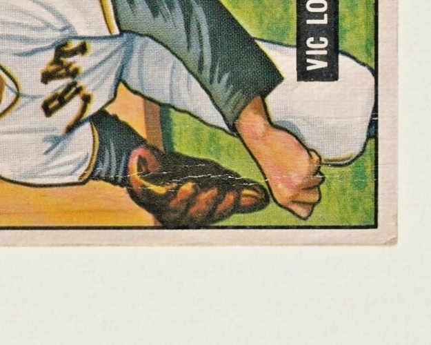 1951 Bowman #204   -   Vic Lombardi  -  Rookie  -  Pittsburgh Pirates