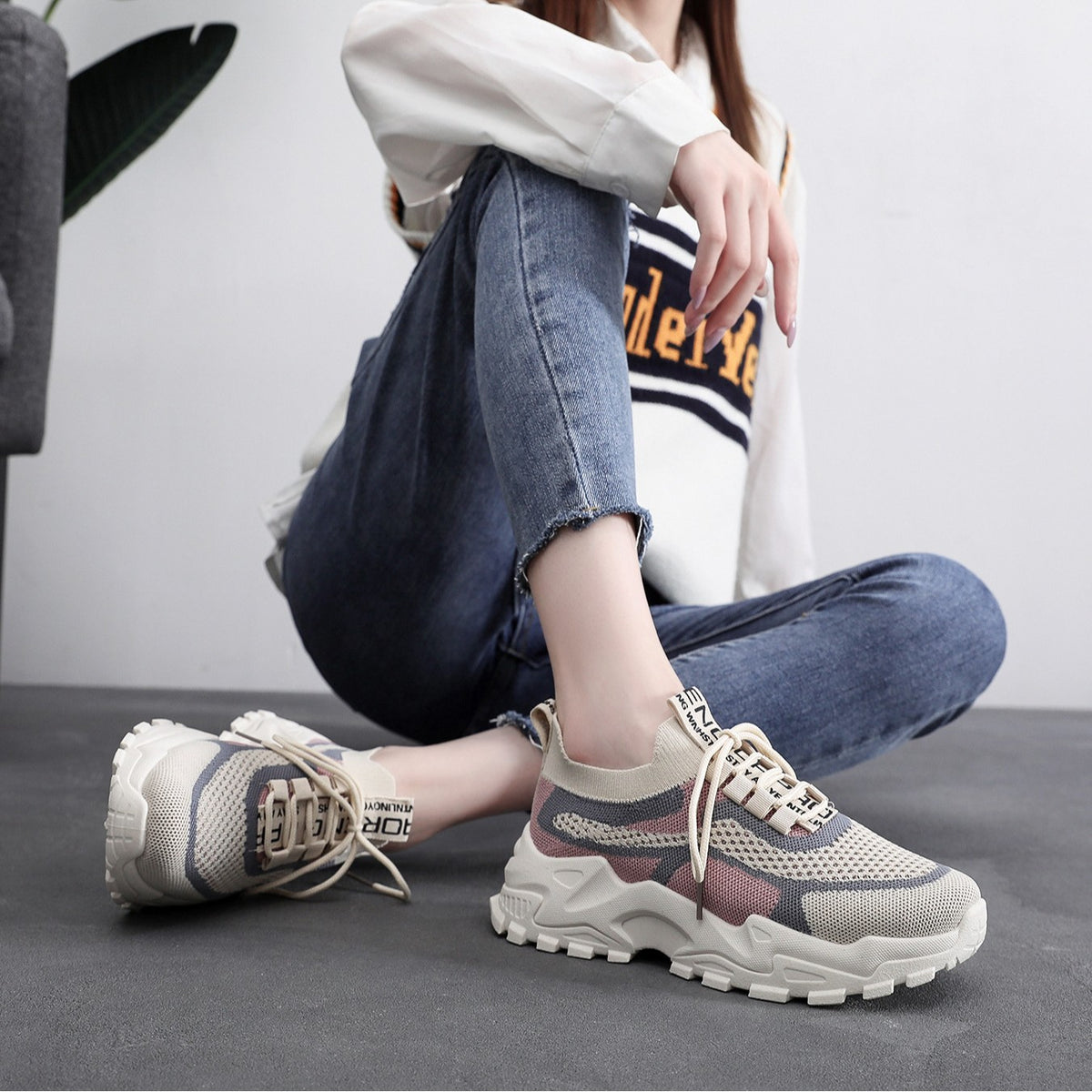 Flyknit shoes breathable and comfortable thick soled shoes dad shoes women's sports shoes